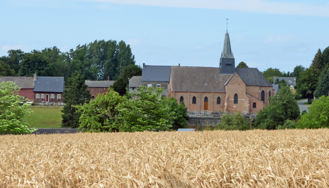vakantiehuis in Iviers met graanveld